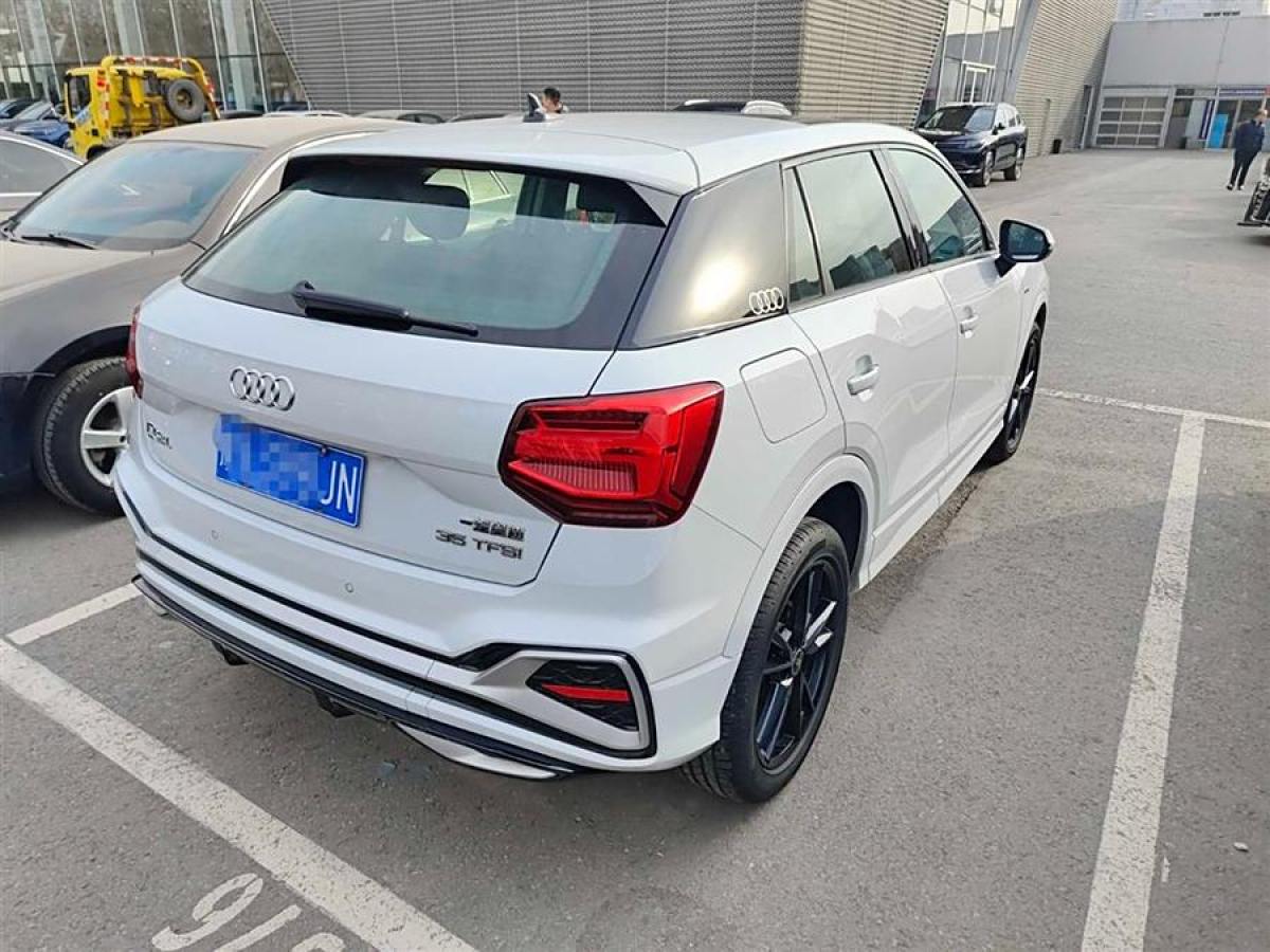 奧迪 奧迪Q2L  2022款 35 TFSI 進(jìn)取動感型圖片