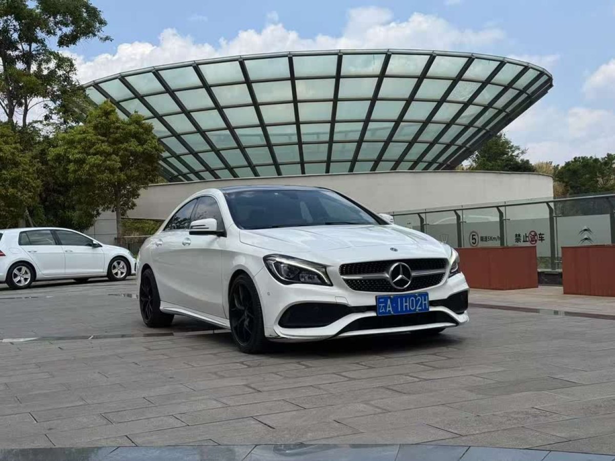 奔馳 奔馳CLA級  2018款 CLA 200 時(shí)尚型圖片