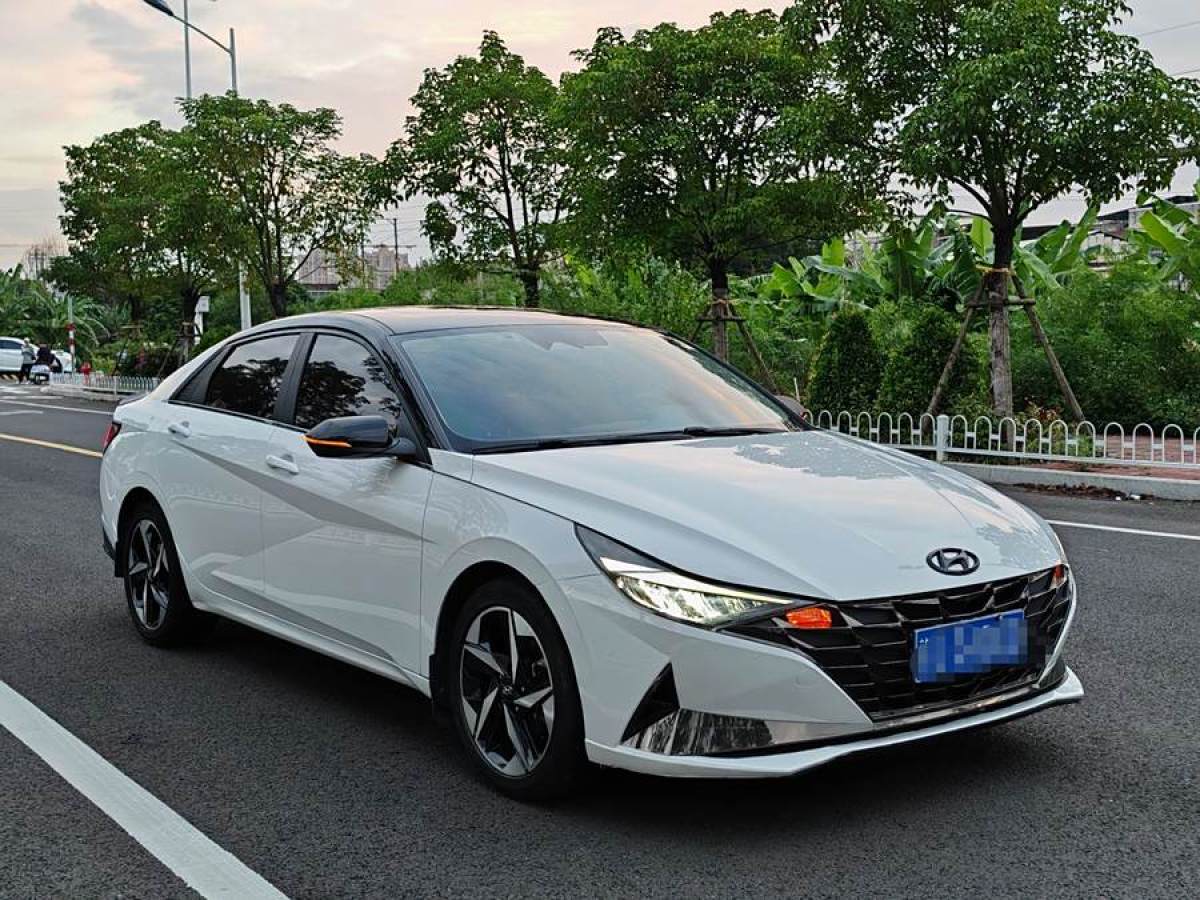 現(xiàn)代 伊蘭特  2022款 1.5L CVT LUX尊貴版圖片