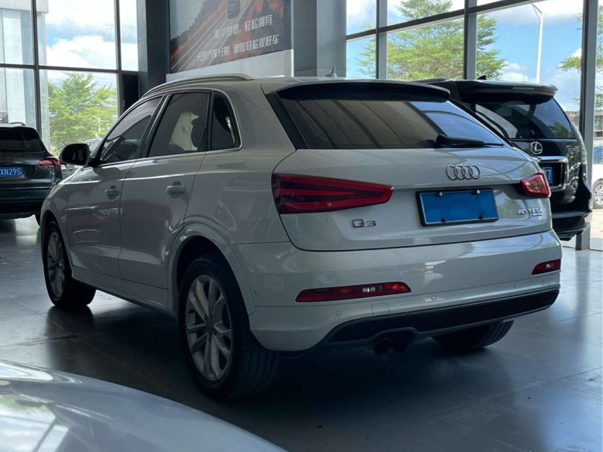 奧迪 奧迪Q3  2012款 40 TFSI quattro 運(yùn)動(dòng)型圖片