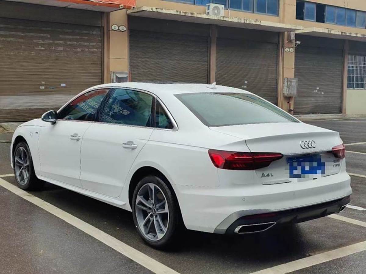 奧迪 奧迪A4L  2023款 40 TFSI 時(shí)尚動(dòng)感型圖片