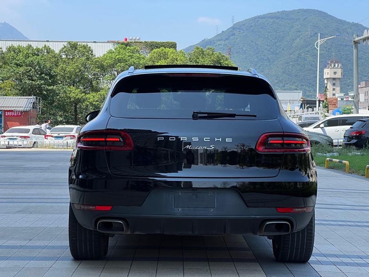 保時(shí)捷 Macan  2016款 Macan 2.0T圖片