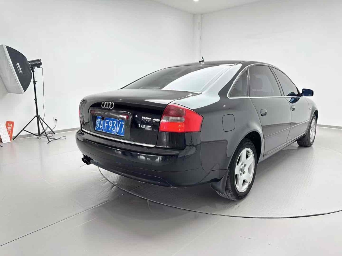 奧迪 奧迪A6  2004款 1.8L 手動(dòng)基本型圖片