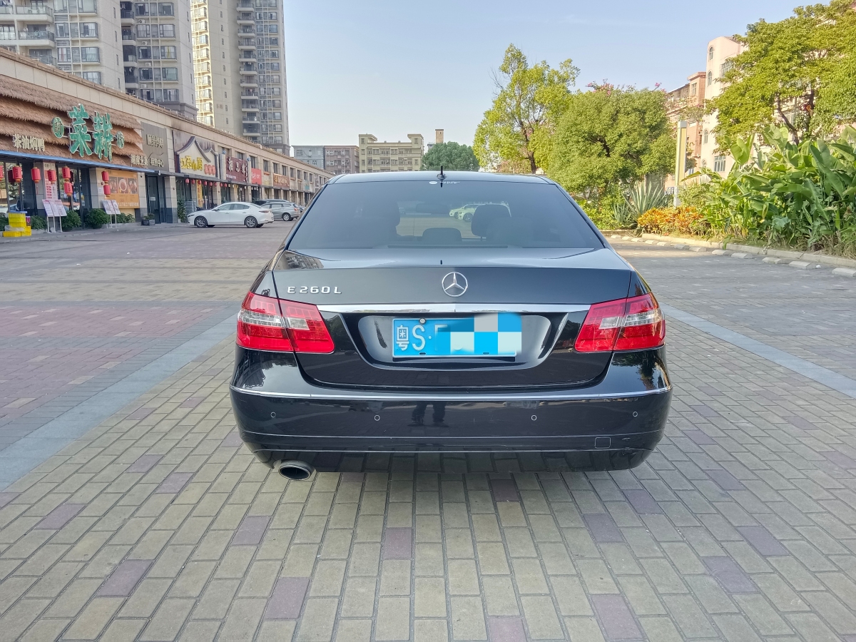 奔馳 奔馳E級(jí)  2013款 E 260 L CGI優(yōu)雅型圖片