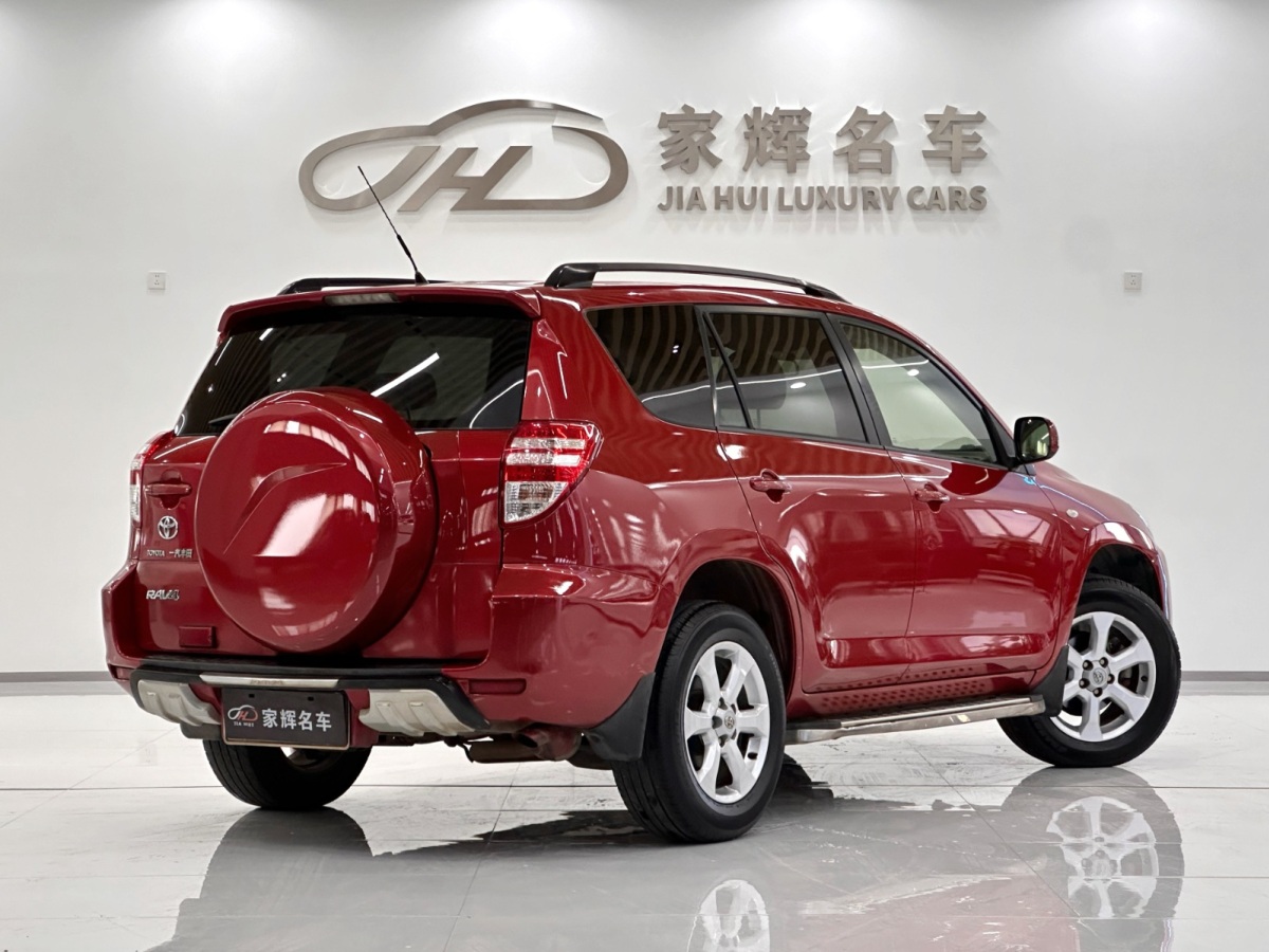 2012年10月豐田 RAV4榮放  2013款 特享版 2.0L 自動經(jīng)典