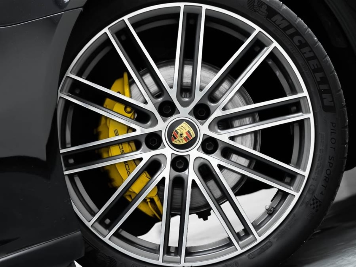 保時(shí)捷 Panamera  2023款 改款 Panamera 2.9T 鉑金版圖片