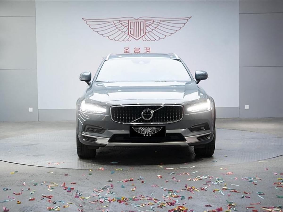 沃爾沃 V90  2025款 Cross Country B5 AWD 智遠(yuǎn)版圖片