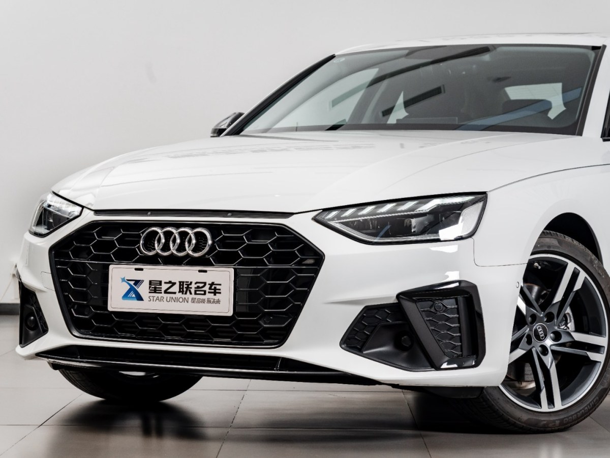 2022年7月奧迪 奧迪A4L  2022款 40 TFSI 豪華動感型