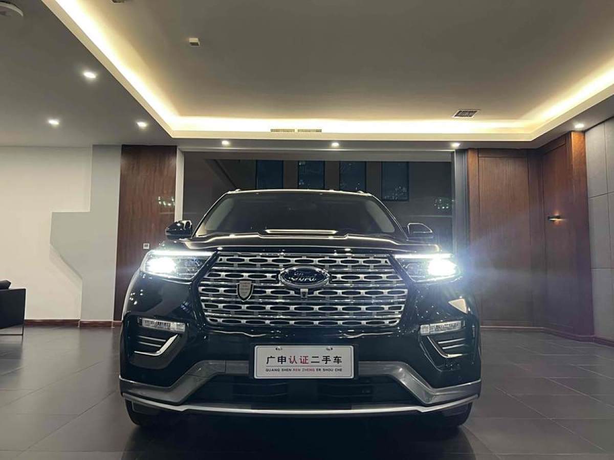 福特 探險(xiǎn)者  2023款 EcoBoost 285 四驅(qū)鈦金版 6座圖片