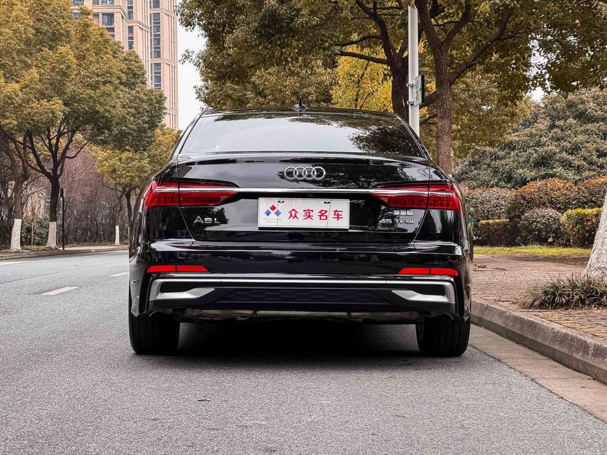 奧迪 奧迪A6L  2023款 45 TFSI 臻選動感型圖片