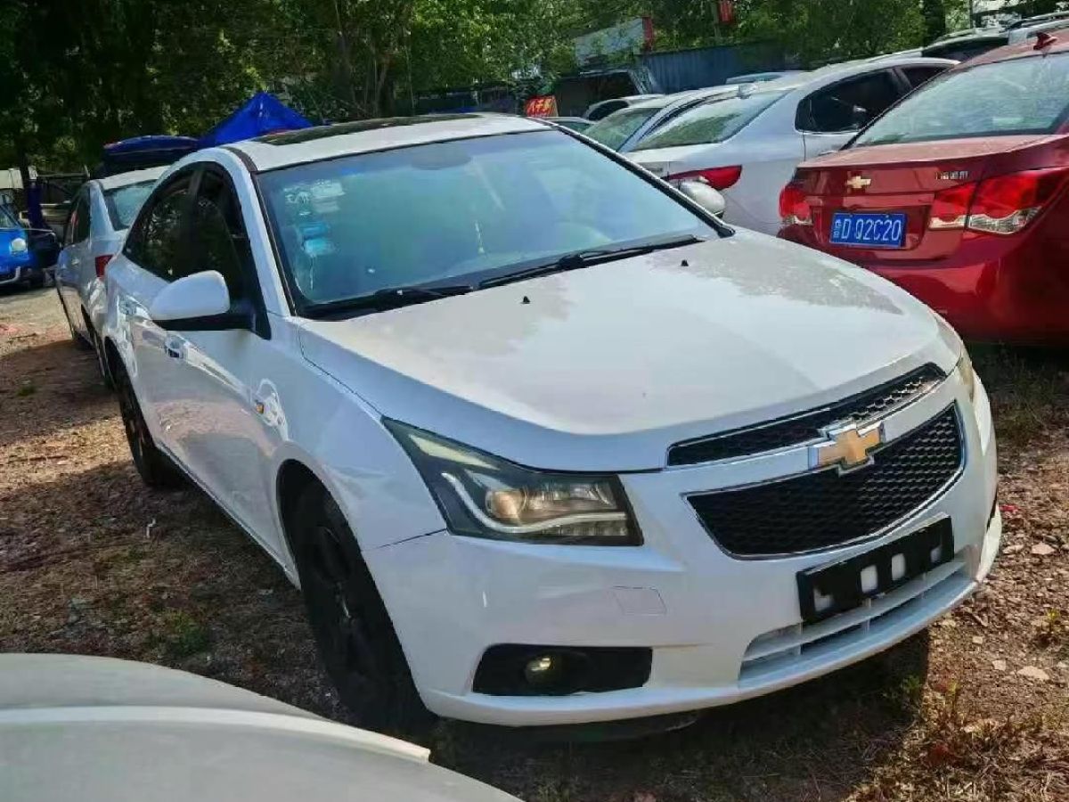 雪佛蘭 科魯茲  2014款 1.6L SL百萬(wàn)紀(jì)念版 MT圖片
