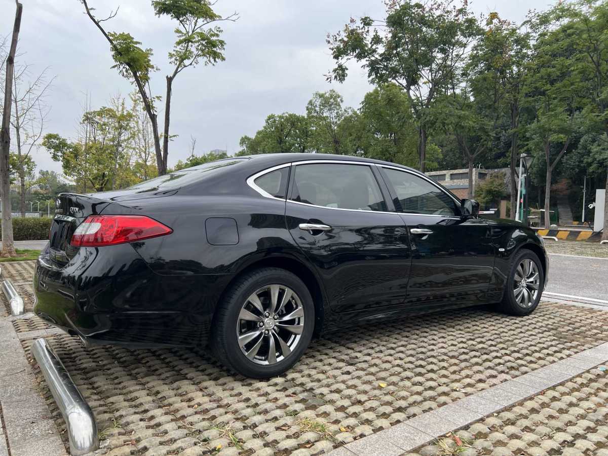 英菲尼迪 Q70  2013款 Q70L 2.5L 雅致版圖片