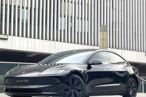 Model 3 特斯拉 長續(xù)航全輪驅(qū)動版
