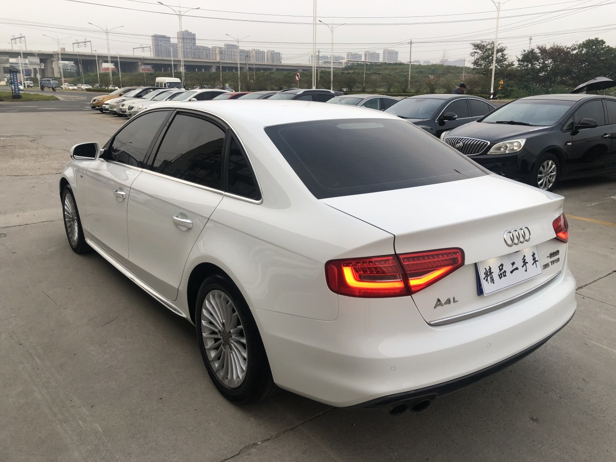 奧迪 奧迪A4L  2016款 35 TFSI 典藏版 S line舒適型圖片