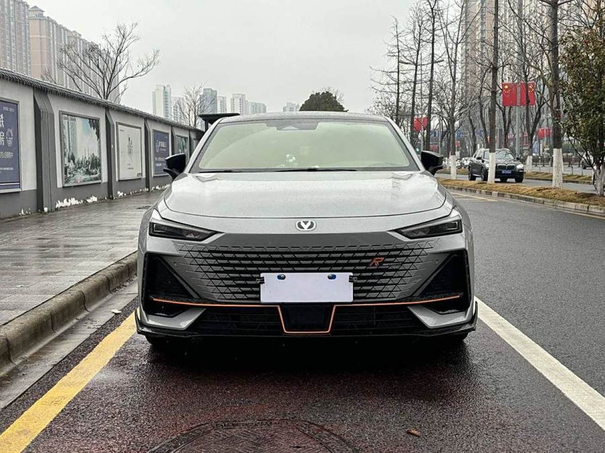 長安 長安UNI-V  2023款 1.5T 運動版圖片