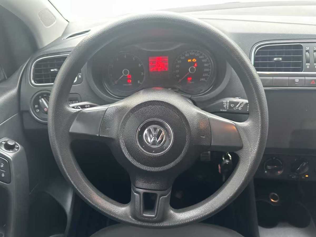 大眾 Polo  2011款 1.6L 手動致尚版圖片