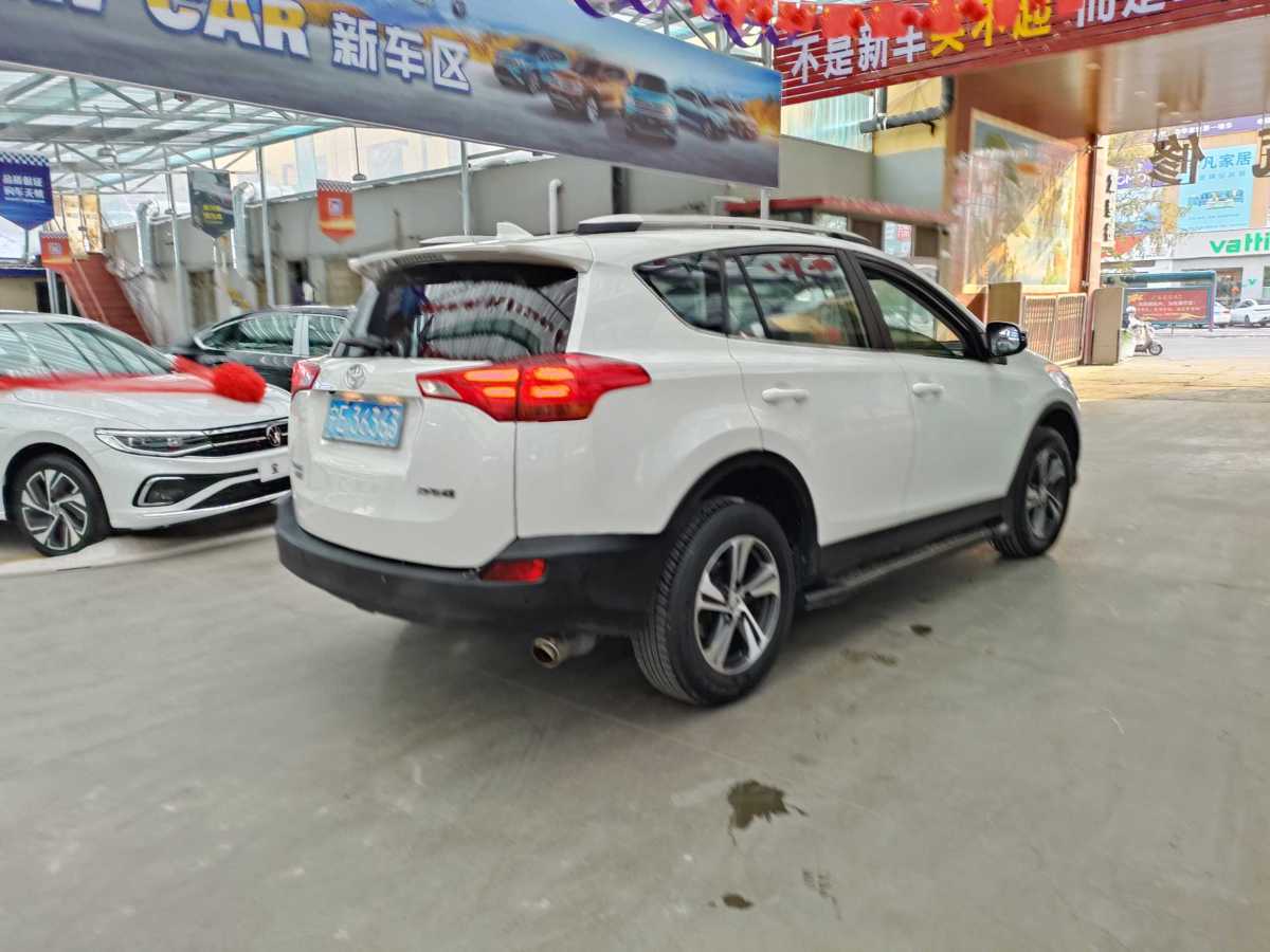 豐田 RAV4  2018款 榮放 2.0L CVT兩驅(qū)風(fēng)尚版圖片