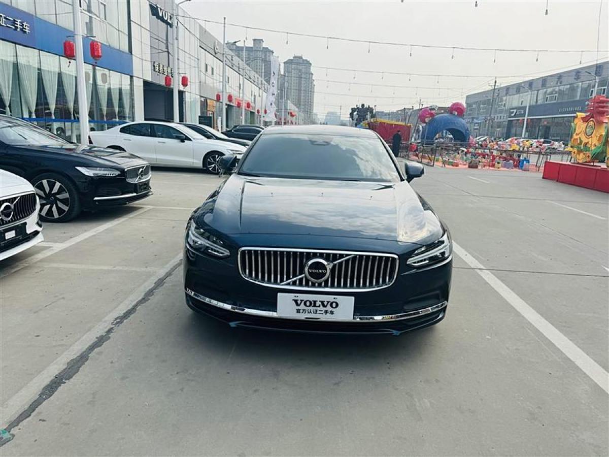 2024年7月沃爾沃 S90  2024款 B5 智遠(yuǎn)豪華版