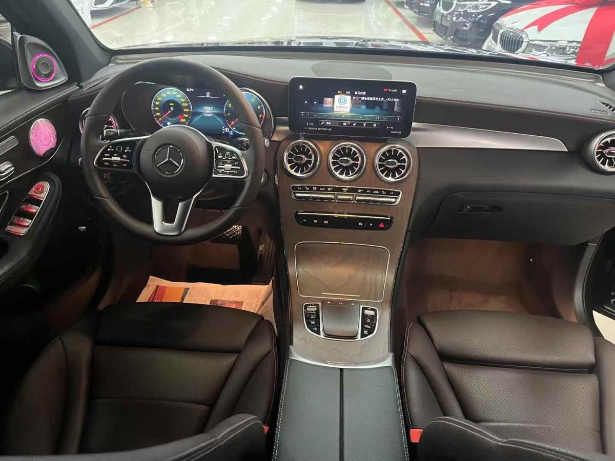 奔馳 奔馳GLC  2022款 GLC 300 4MATIC 轎跑SUV 豪華版圖片
