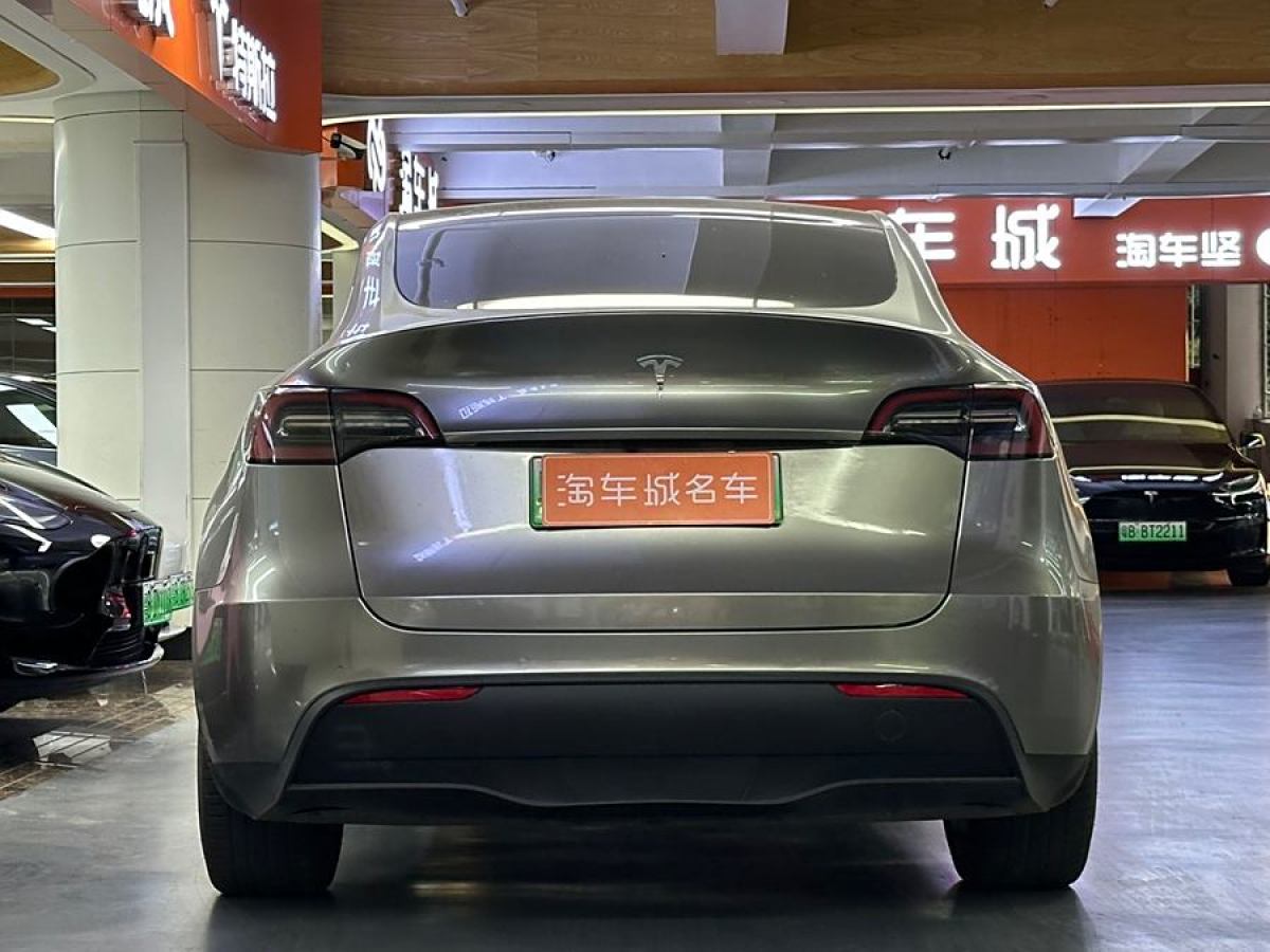 特斯拉 Model 3  2023款 煥新版 后輪驅(qū)動圖片