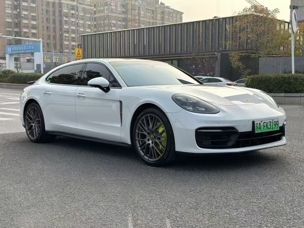 保時(shí)捷 Panamera新能源  2022款 Panamera 4 E-Hybrid 行政加長(zhǎng)鉑金版 2.9T圖片