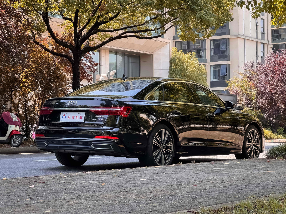 奧迪 奧迪A6L  2022款 55 TFSI quattro 旗艦動(dòng)感型圖片