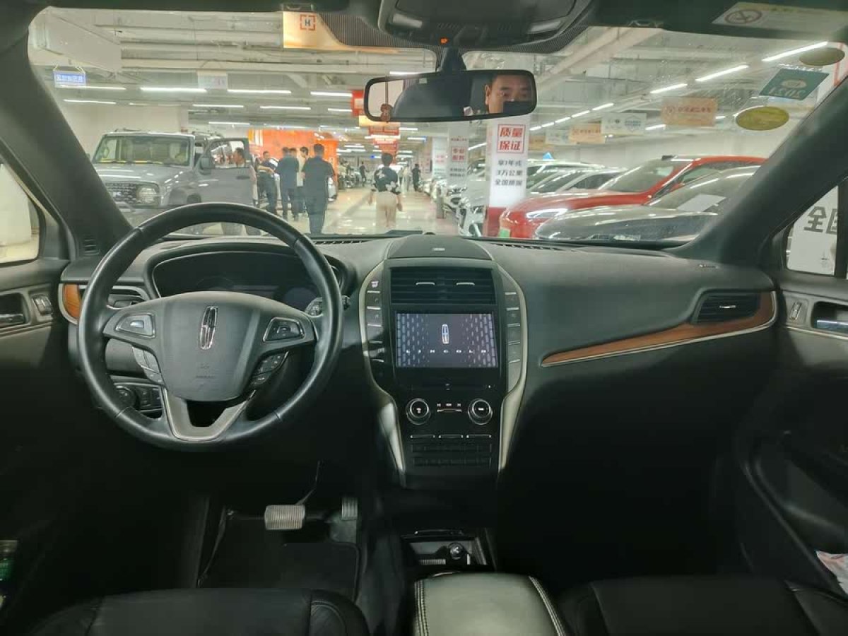 林肯 MKC  2017款 2.0T 四驅尊雅版圖片