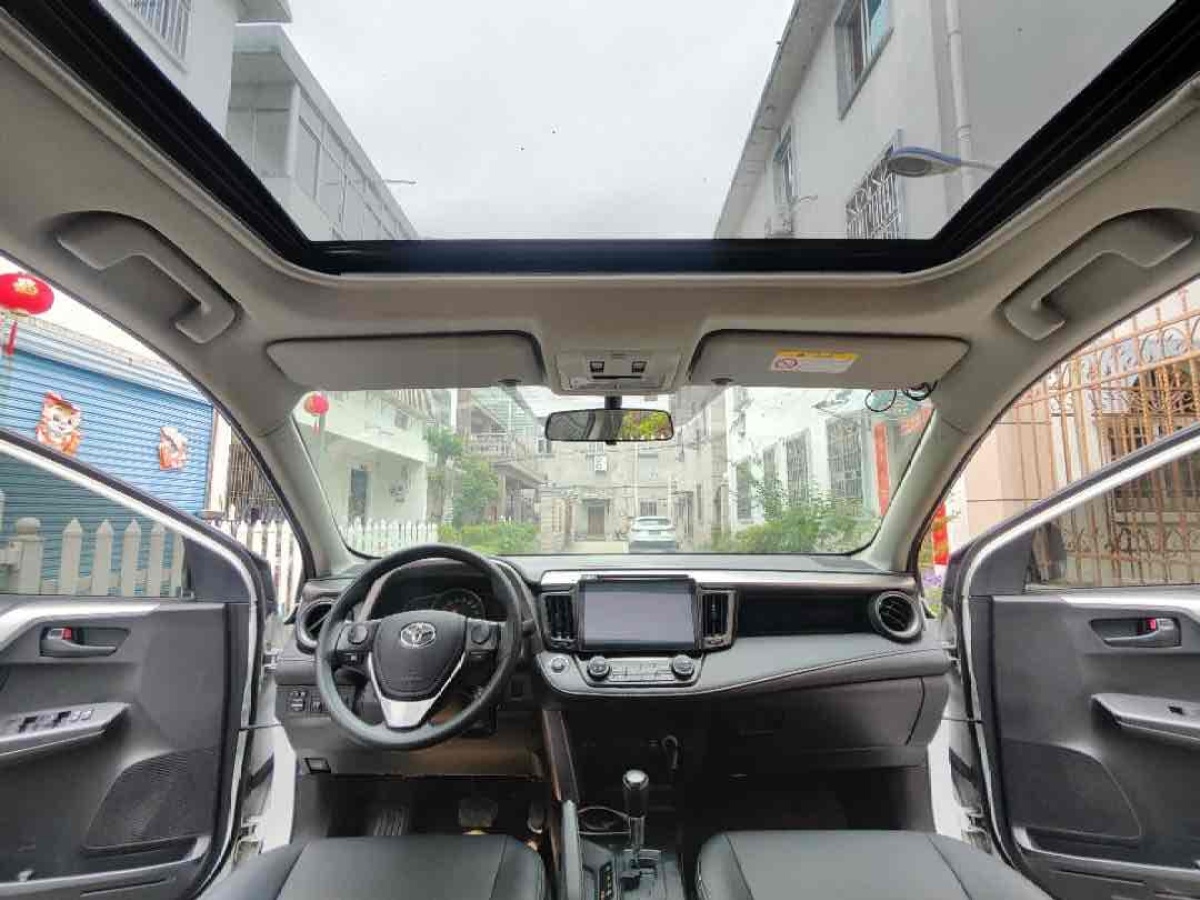 豐田 RAV4  2016款 榮放 2.0L CVT兩驅(qū)舒適版圖片