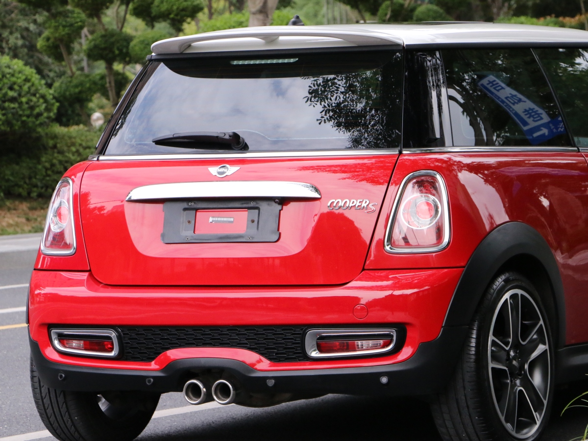 2013年9月MINI CLUBMAN  2011款 1.6T COOPER S