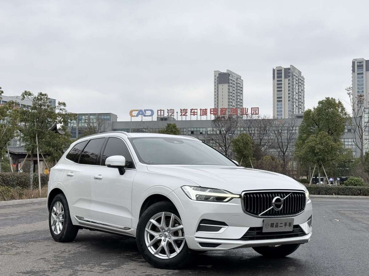 沃爾沃 XC60  2020款 T5 四驅(qū)智逸豪華版圖片