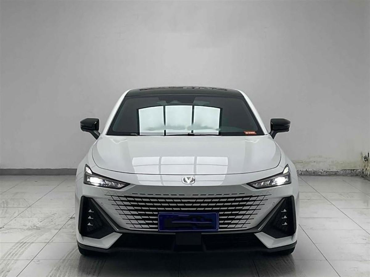 2022年7月長安 長安UNI-V  2022款 1.5T 卓越型