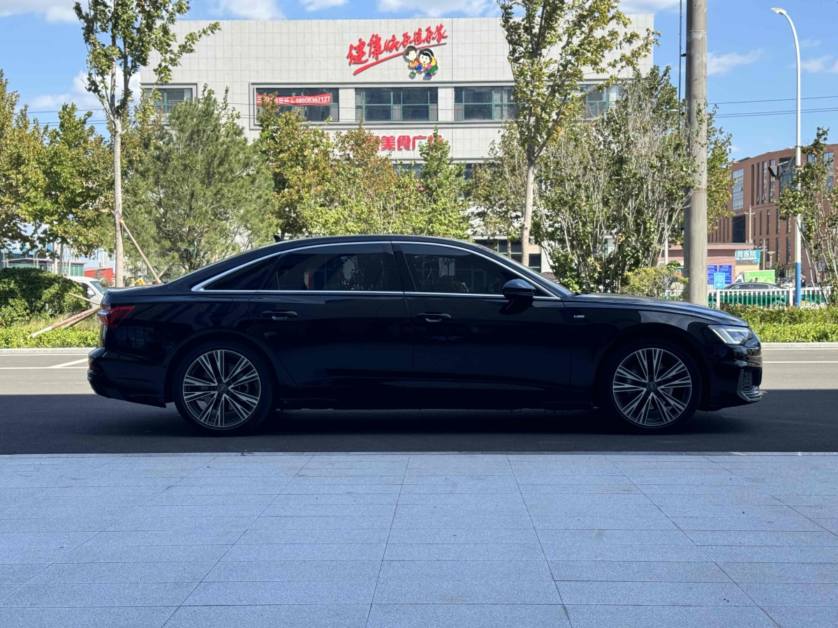 奧迪 奧迪A6L  2019款 45 TFSI quattro 臻選動(dòng)感型圖片