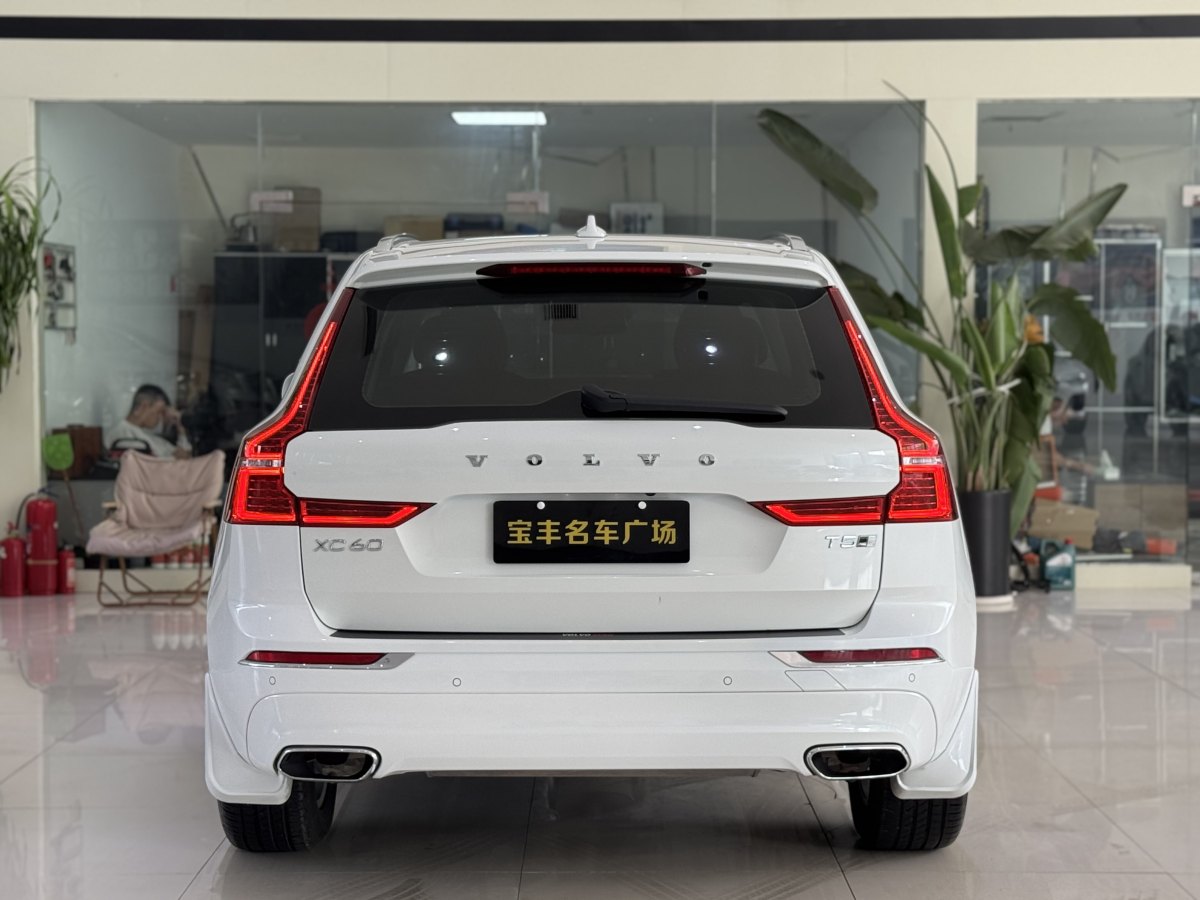 沃爾沃 XC60  2019款  T5 四驅(qū)智逸版 國VI圖片