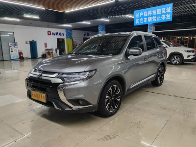 三菱 歐藍德  2018款 2.0L 兩驅(qū)嘉樂版 7座圖片