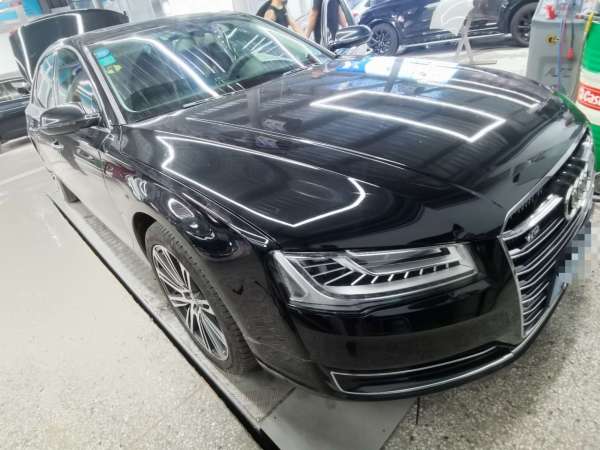 奥迪 奥迪A8  2014款 A8L 45 TFSI quattro豪华型