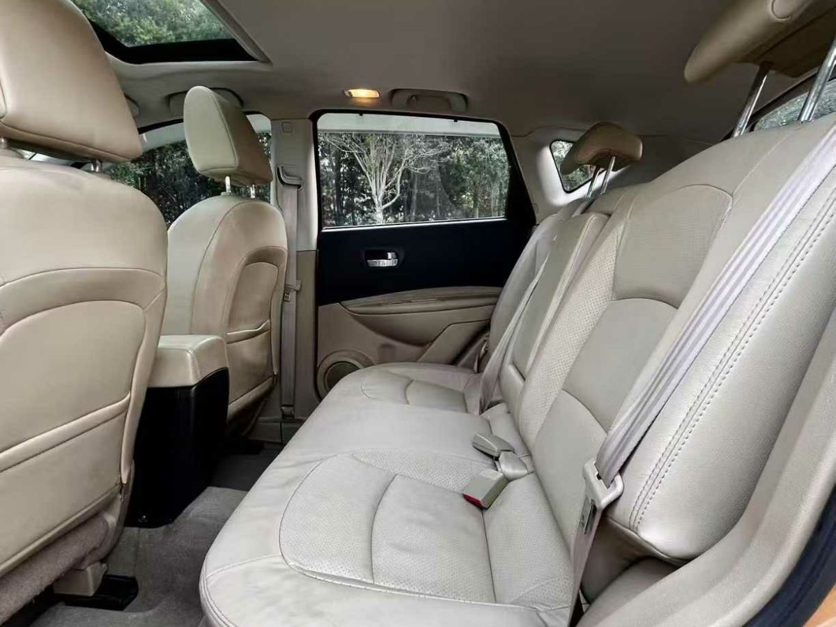 日產(chǎn) 逍客  2011款 2.0XL 火 CVT 2WD圖片