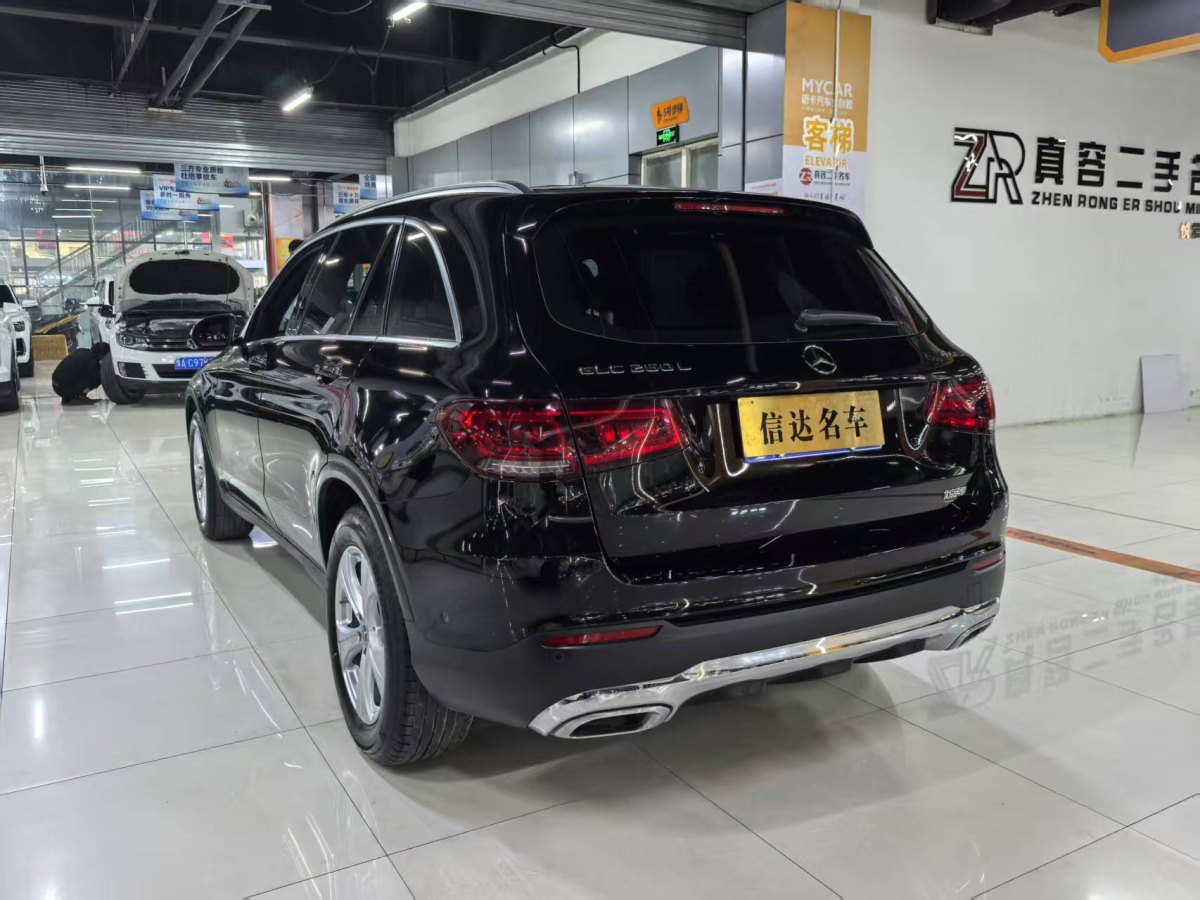 奔馳 奔馳GLC  2018款 改款 GLC 260 4MATIC 動感型圖片