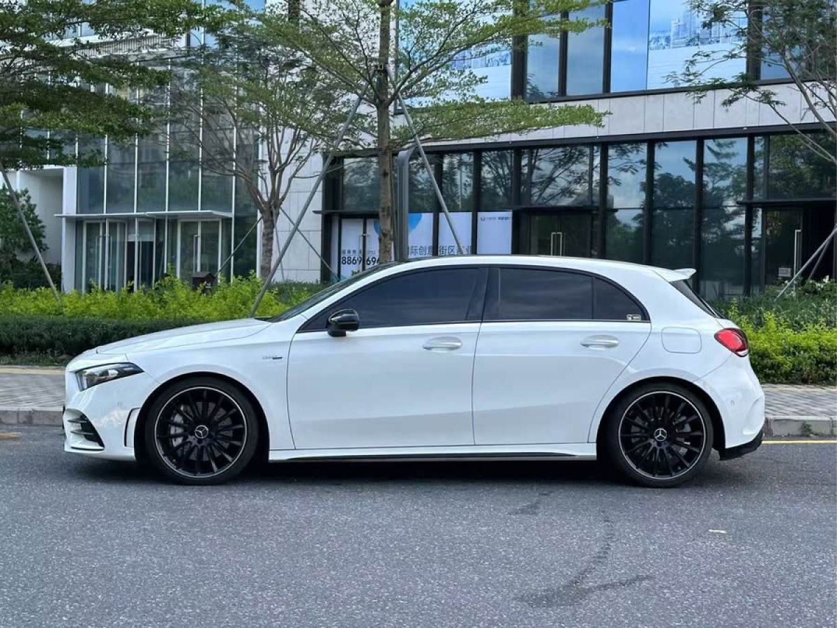 奔馳 奔馳A級(jí)AMG  2023款 AMG A 35 4MATIC圖片