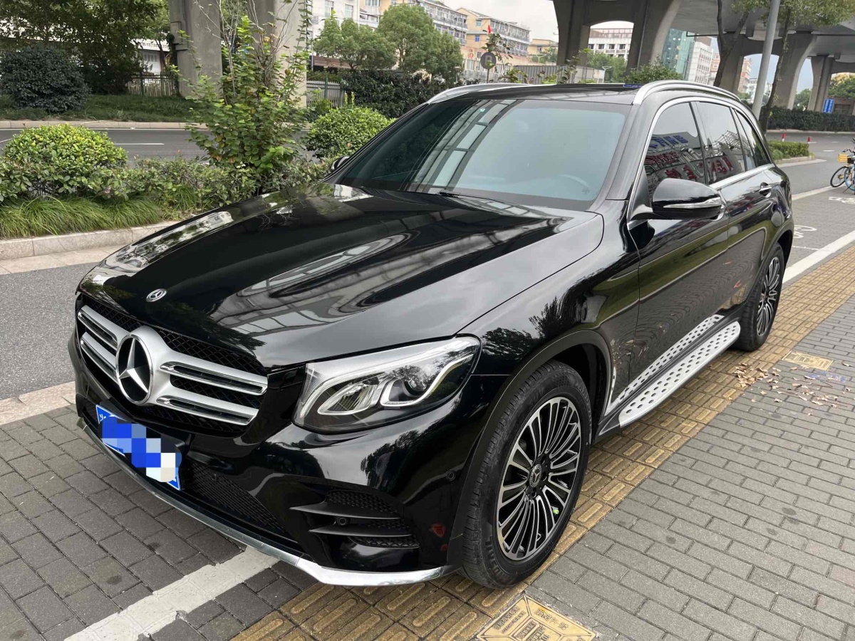 2019年4月奔馳 奔馳GLC  2019款 改款 GLC 260 L 4MATIC 豪華型