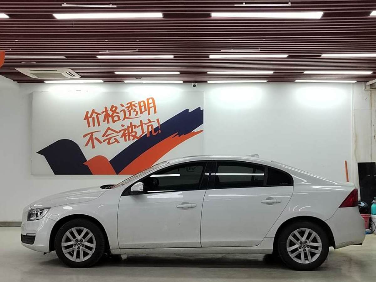 沃爾沃 S60  2015款 L 2.0T 智行版圖片