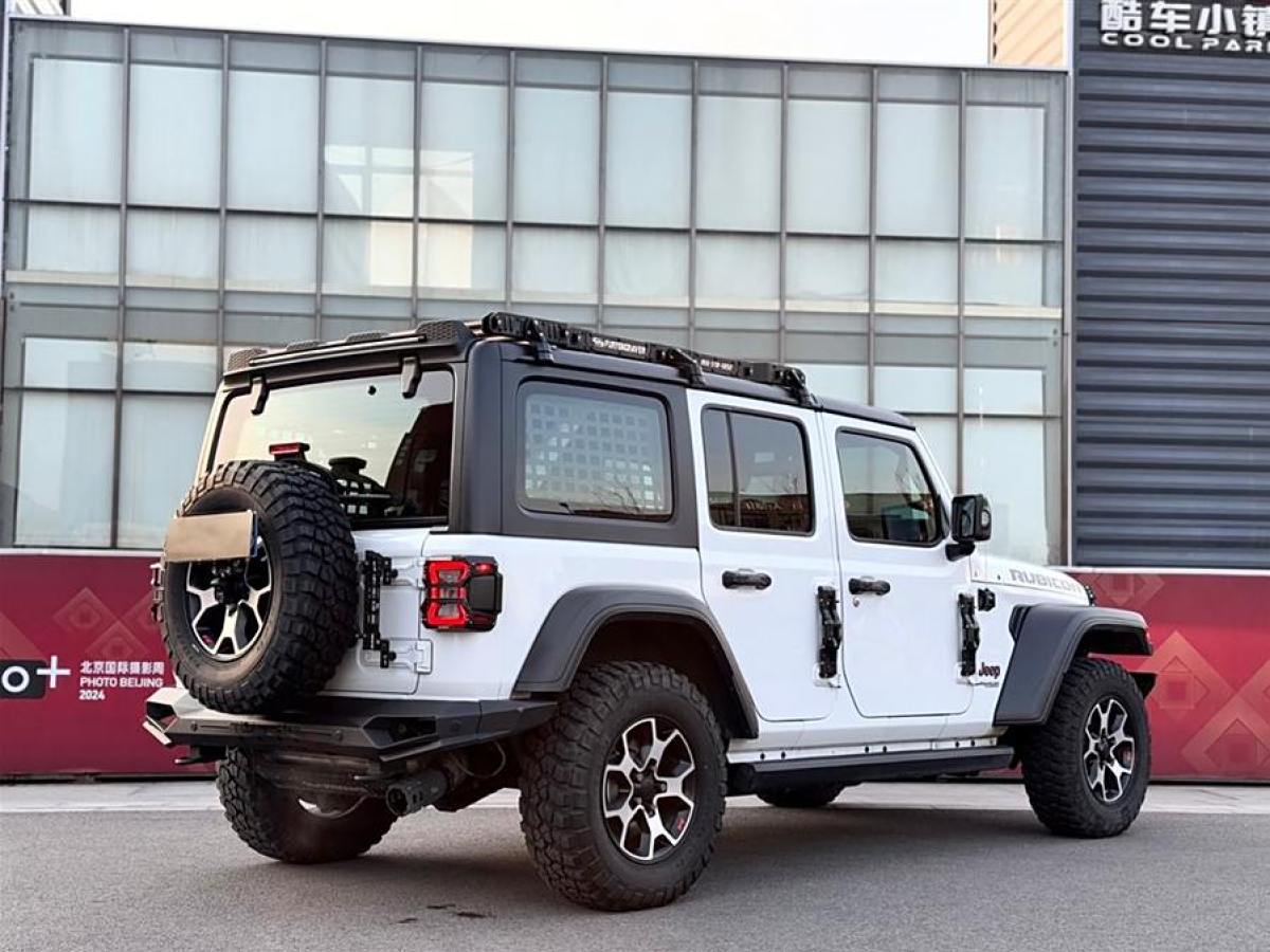 Jeep 牧馬人  2024款 2.0T 羅賓漢四門版圖片