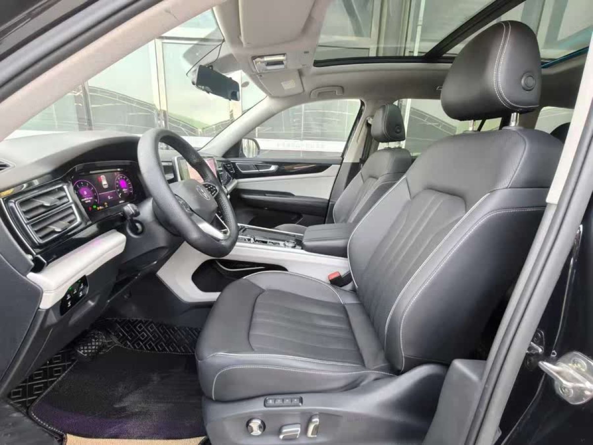 大眾 途昂  2023款 改款 380TSI 四驅尊崇豪華版圖片
