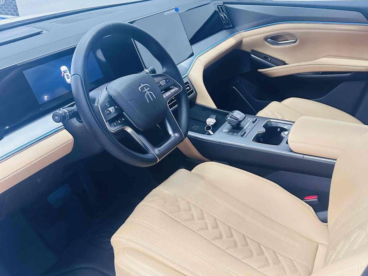 比亞迪 宋L DM-i  2024款 112km 領(lǐng)先型圖片
