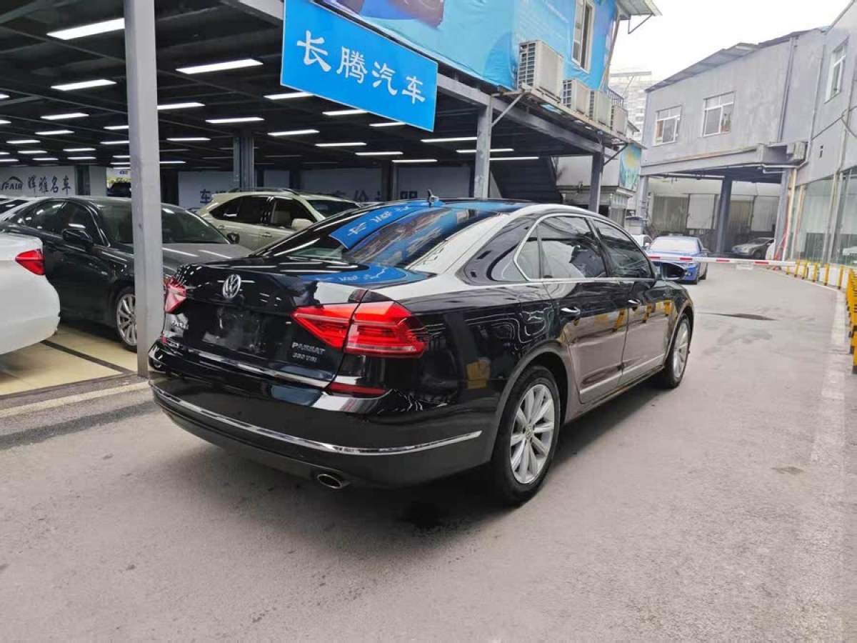 大眾 帕薩特  2016款 330TSI DSG御尊版圖片