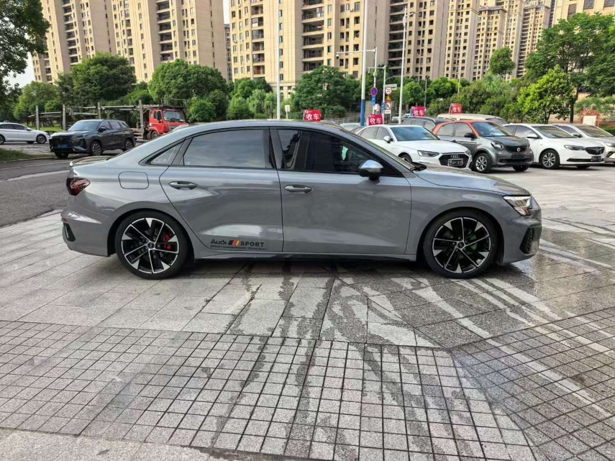 奧迪 奧迪A3  2023款 A3L Limousine 35 TFSI 時(shí)尚運(yùn)動(dòng)型圖片