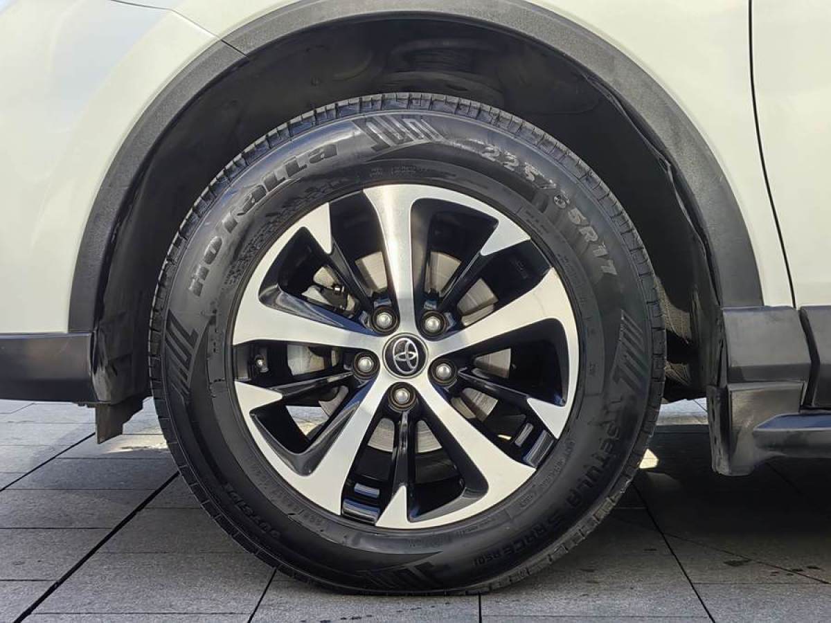 豐田 RAV4榮放  2019款 2.0L CVT兩驅(qū)先鋒版 國V圖片