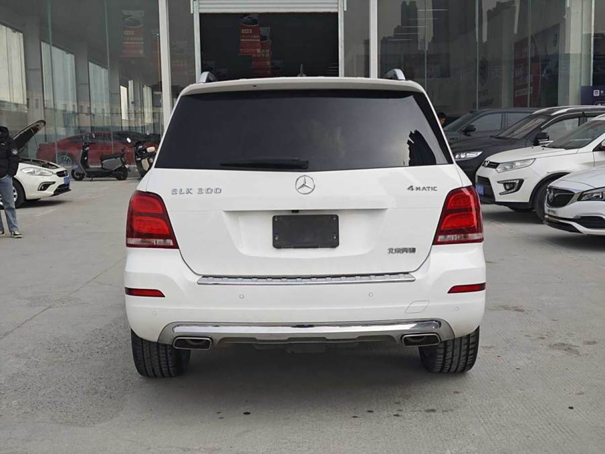 奔馳 奔馳GLK級  2015款 GLK 300 4MATIC 時尚型 極致版圖片