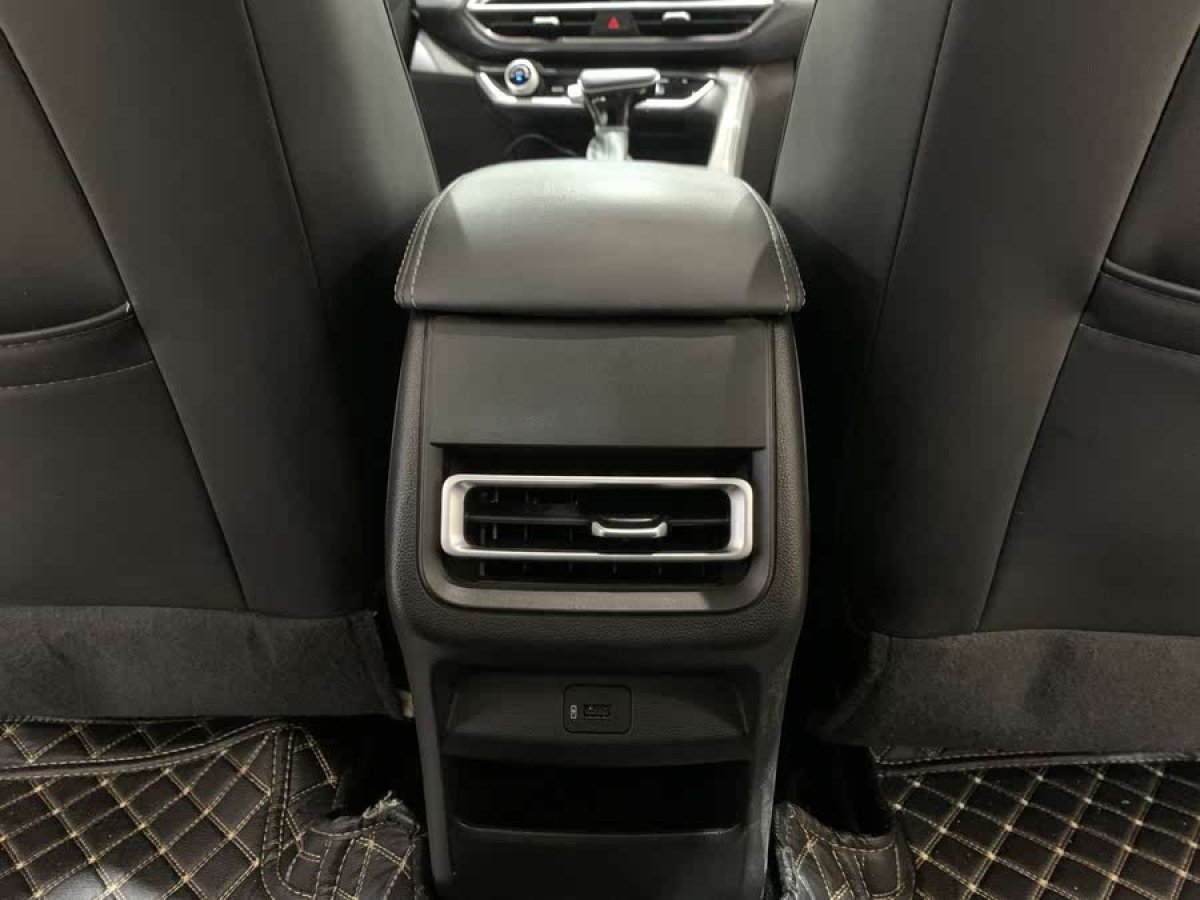 長安 逸動  2021款 PLUS 藍鯨NE 1.4T GDI DCT尊貴型圖片