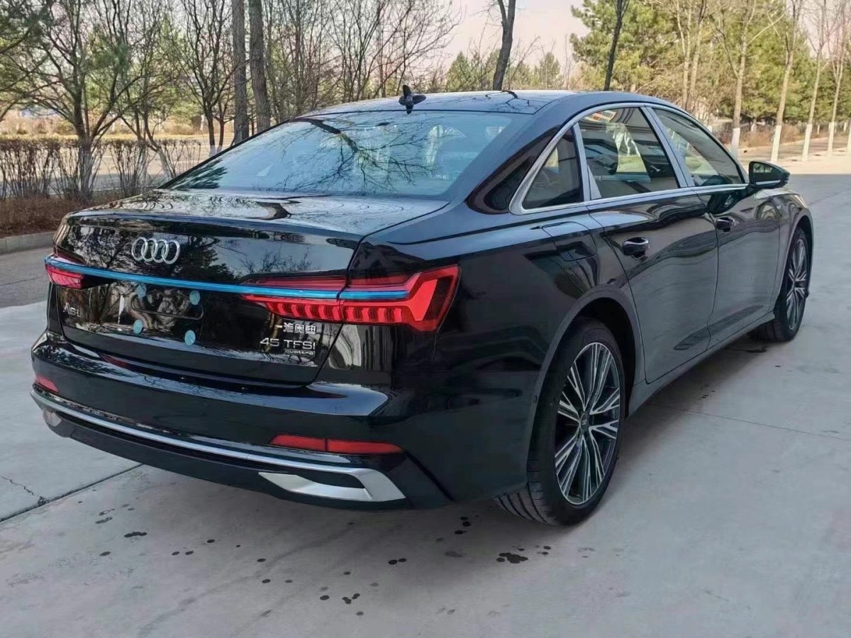 奧迪 奧迪A6L  2024款 45 TFSI quattro 臻選動感型圖片