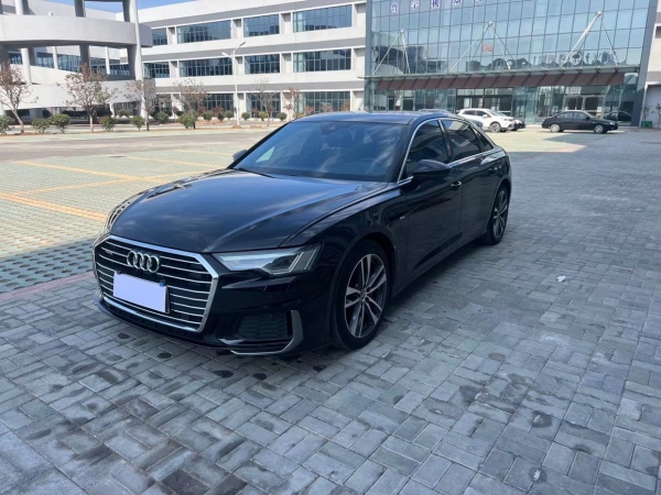 奥迪 奥迪A6L  2019款 45 TFSI 臻选动感型